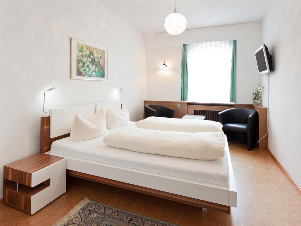 Hotel Kuehler Krug Friburgo em Brisgóvia Quarto foto